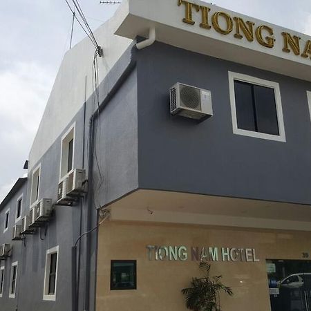 Tiong Nam Hotel Pasir Gudang Eksteriør bilde
